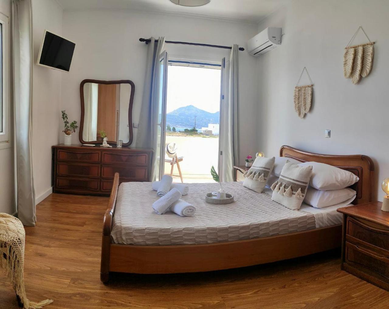Theasis Apartments Adamantas  Exterior foto