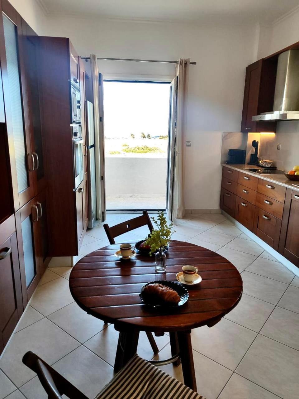 Theasis Apartments Adamantas  Exterior foto